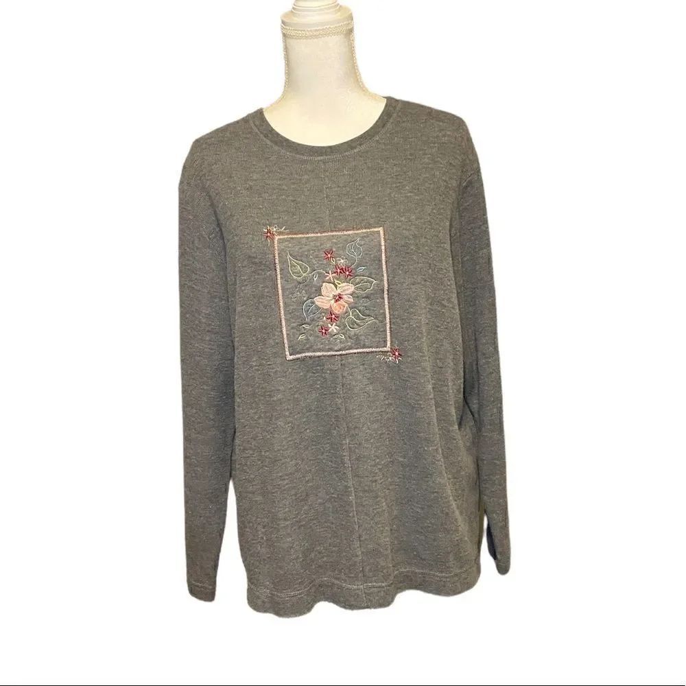 Coastal Grandma Gray Bobbie Brooks Floral Patch Sweater Women’s Size Large